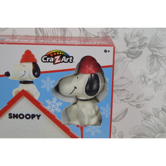 The Original Snoopy Sno-Cone Machine Snow Cone Maker Peanuts Cra-Z-Art New - Picture 3 of 8